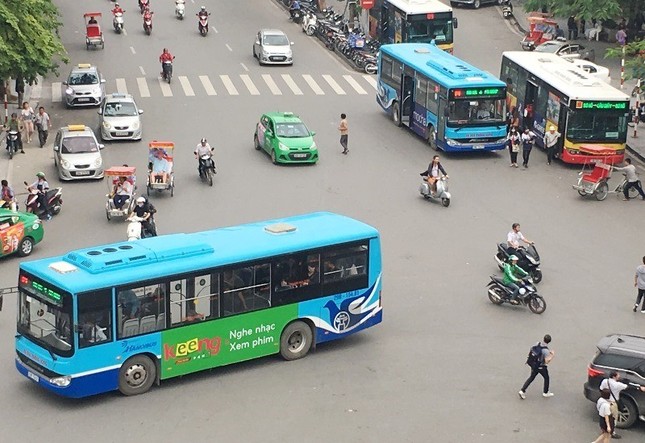 Hà Nội dừng hoạt động 5 tuyến buýt có doanh thu thấp từ 1/4 